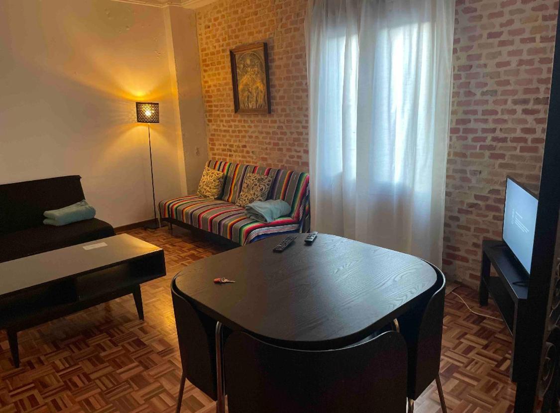 Alojamiento En El Centro De Toledo Appartement Buitenkant foto