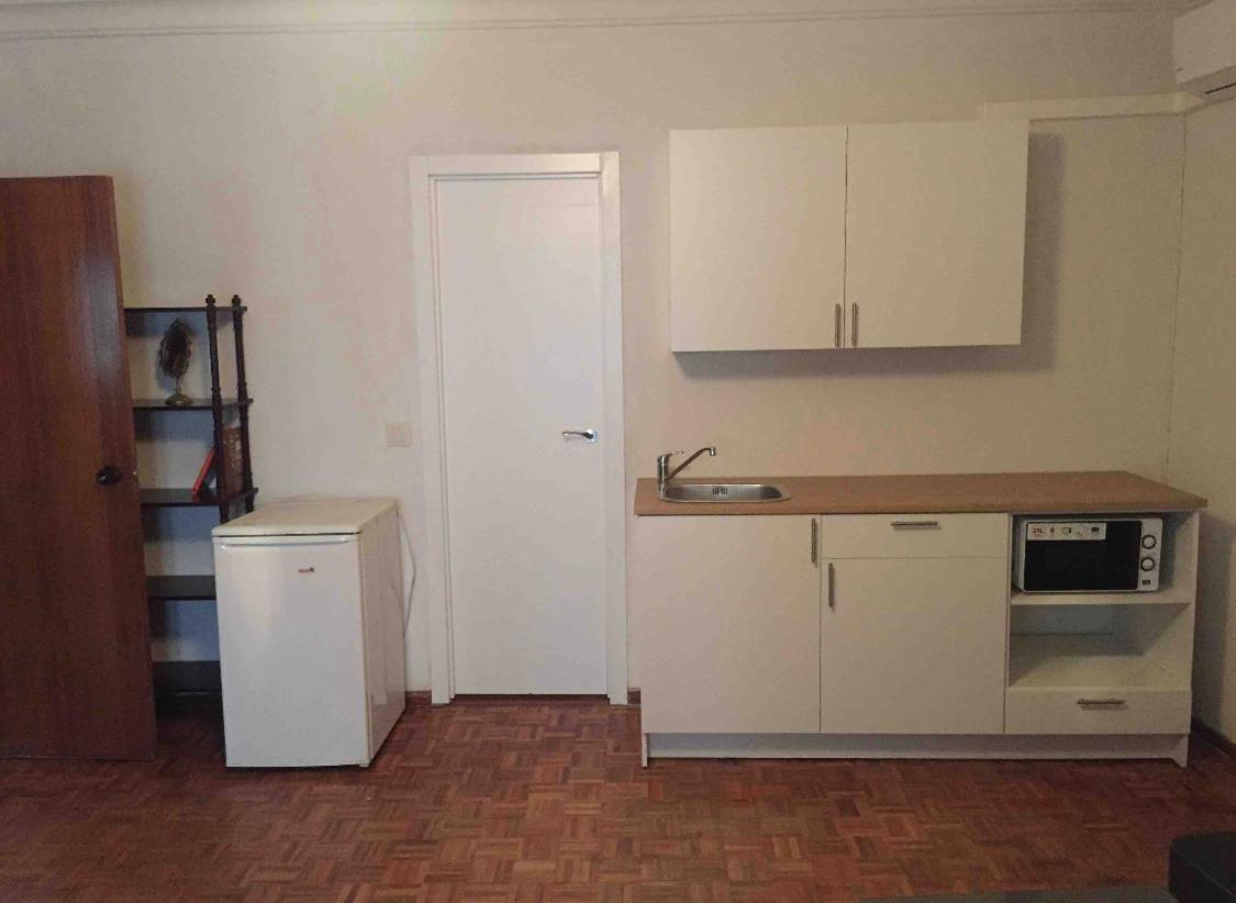 Alojamiento En El Centro De Toledo Appartement Buitenkant foto