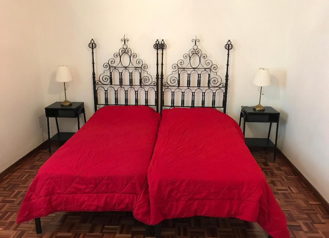 Alojamiento En El Centro De Toledo Appartement Buitenkant foto